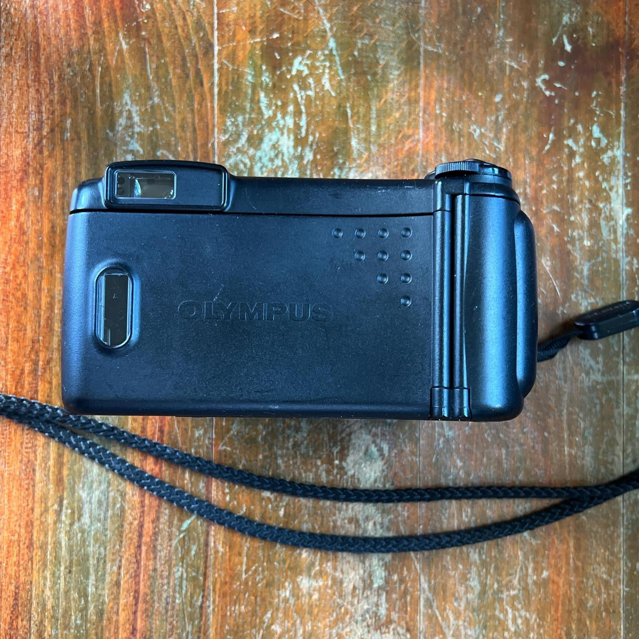 Olympus Superzoom 800 35mm film camera