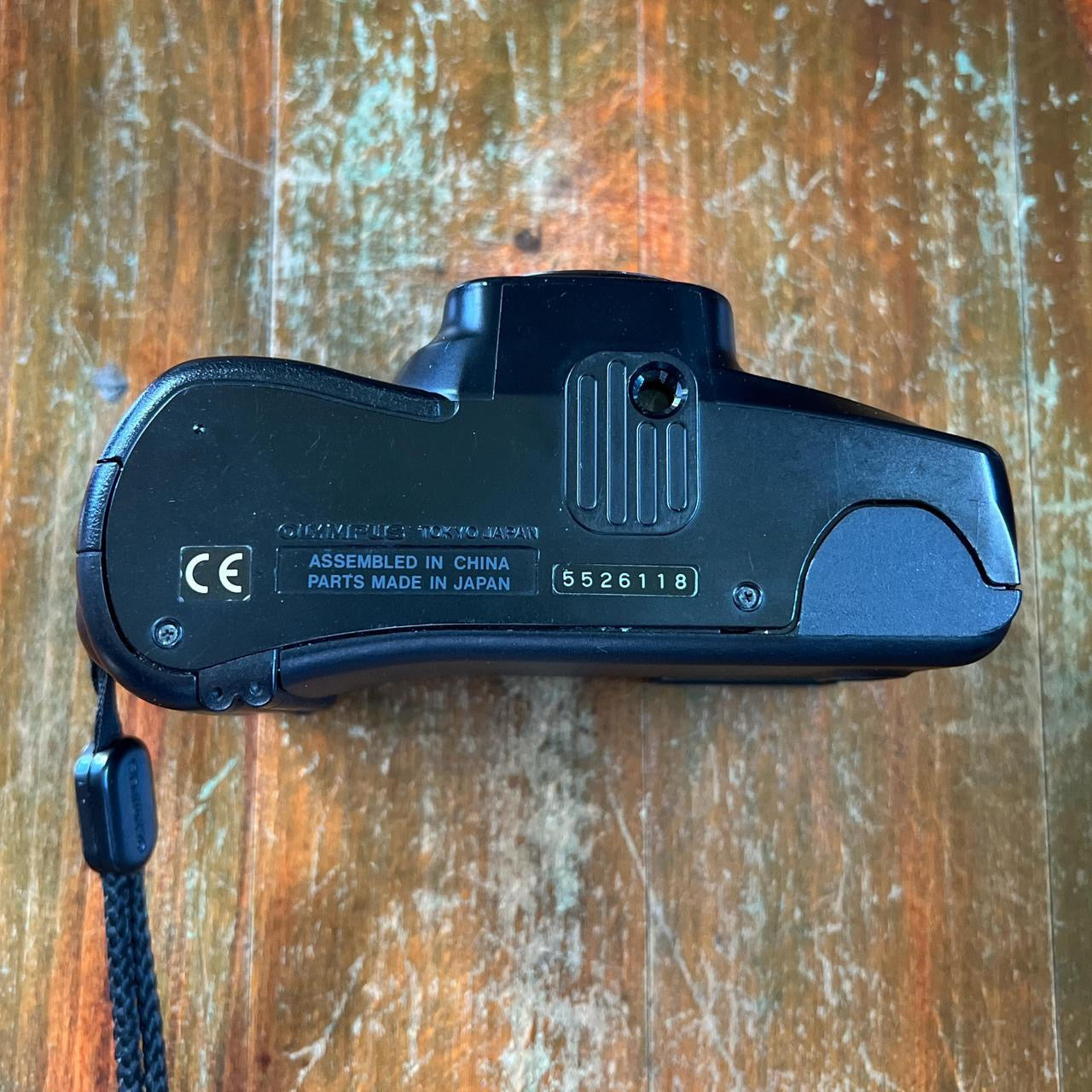Olympus Superzoom 800 35mm film camera